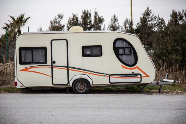 Camper